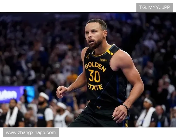 本赛季表现惊艳的球员盘点:马尔卡宁与库里多次斩获45分以上 本赛季表现惊艳的球员盘点:马尔卡宁与库里多次斩获45分以上